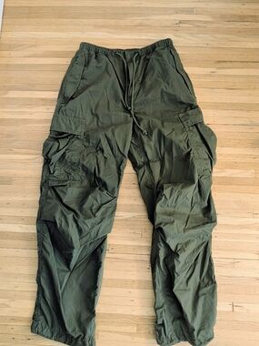 Aritzia TNA Cargo Pants